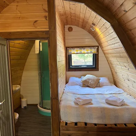 Eskdale Glamping Pods With Wood Fired Hot Tubs 캠프장 *